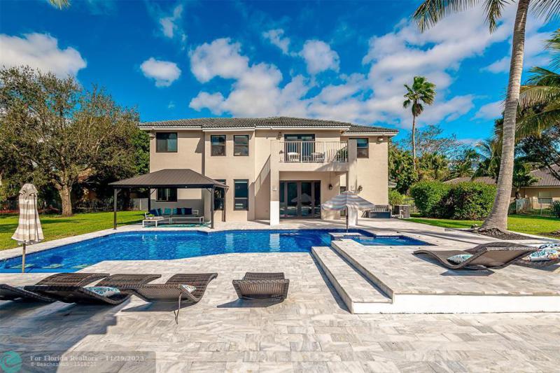  Single Family Homes Photo 32: 3541 Carlton Ln  Davie,  FL 33330