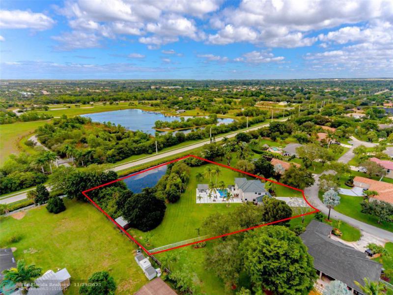  Single Family Homes Photo 40: 3541 Carlton Ln  Davie,  FL 33330