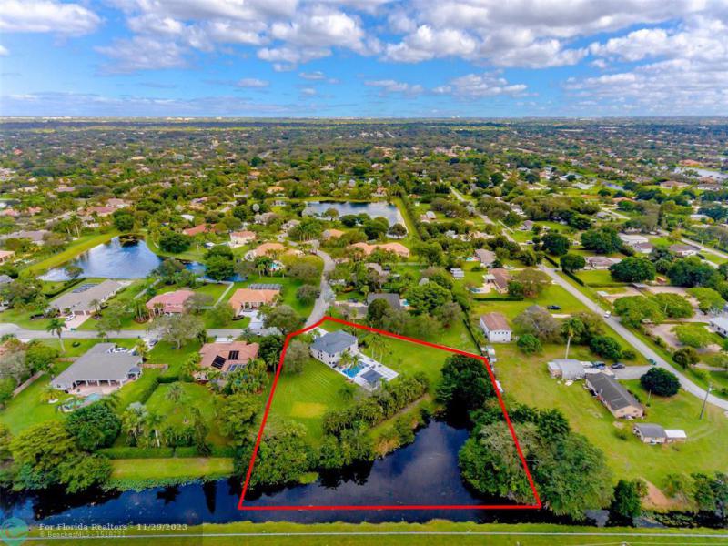  Single Family Homes Photo 42: 3541 Carlton Ln  Davie,  FL 33330