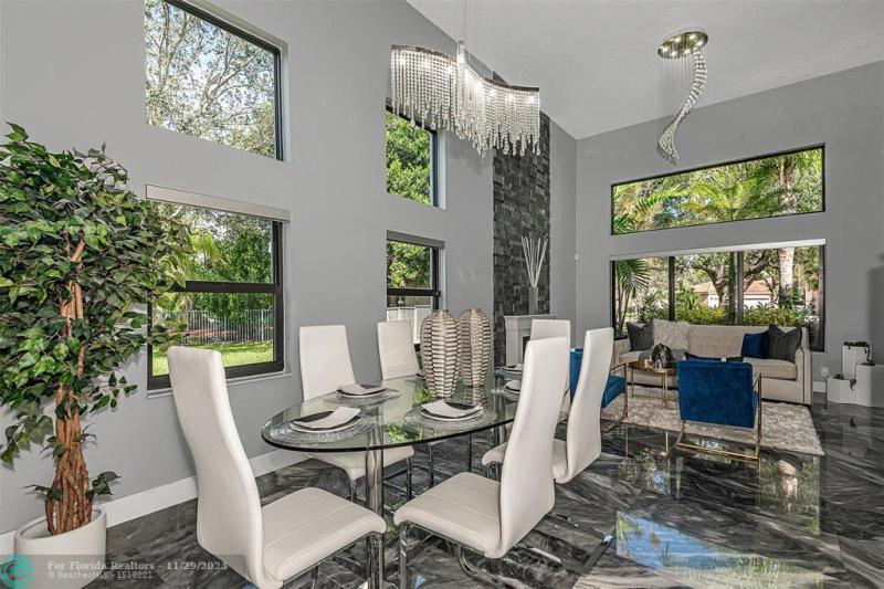  Single Family Homes Photo 5: 3541 Carlton Ln  Davie,  FL 33330