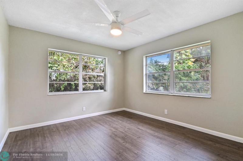 Duplex, Triplex and Fourplex Images