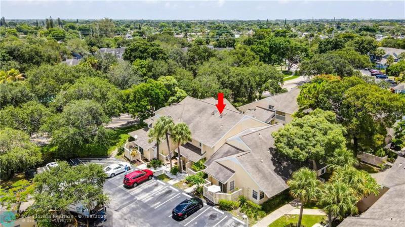  Condo & Townhome Photos