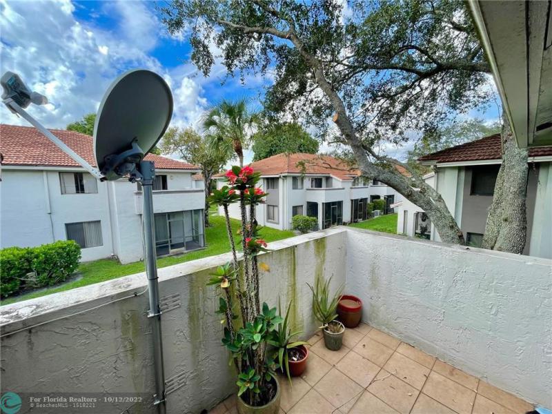  Condo & Townhome Photos