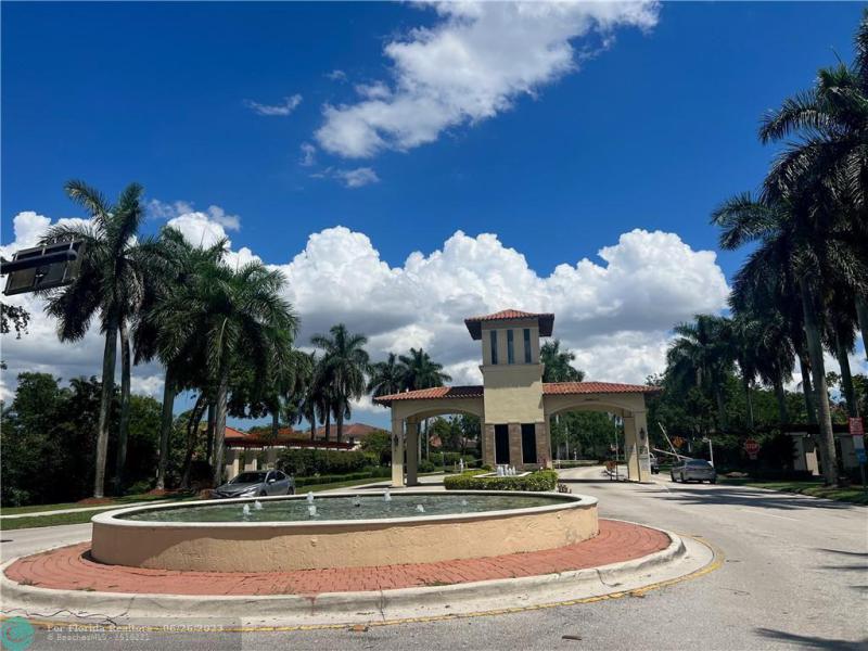  Single Family Homes Photo 2:  Miramar,  FL 33027