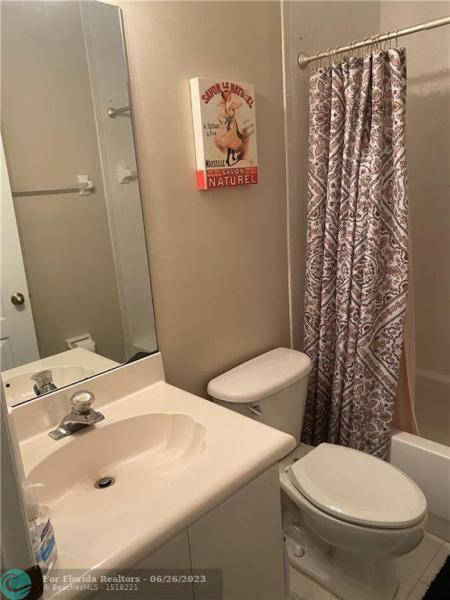  Single Family Homes Photo 44:  Miramar,  FL 33027