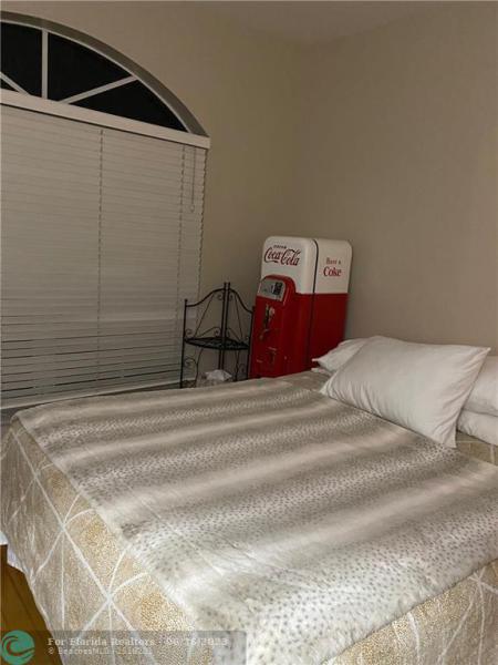  Single Family Homes Photo 48:  Miramar,  FL 33027