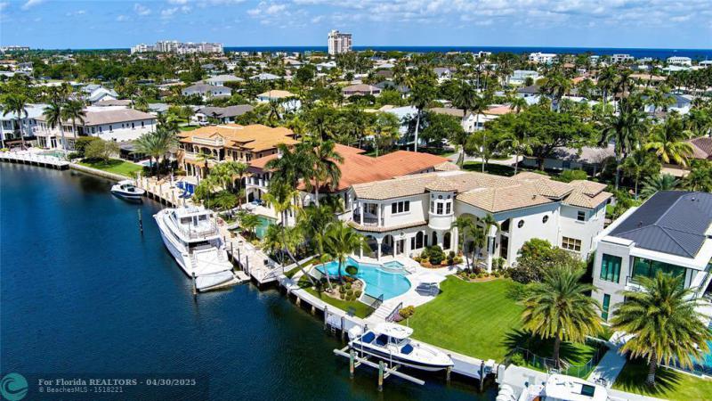  Single Family Homes Photo 52: 3111 NE 27th Ave  Lighthouse Point,  FL 33064