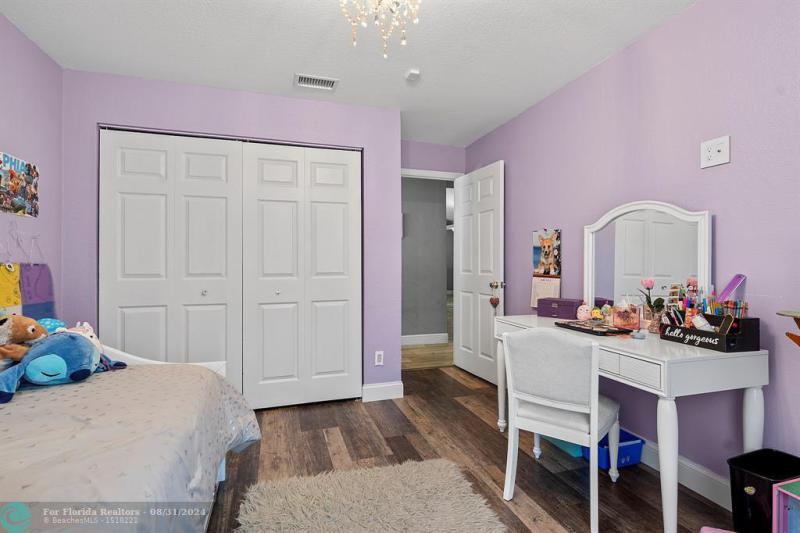  Single Family Homes Photo 27: 4188 NW 67th Ter  Coral Springs,  FL 33067
