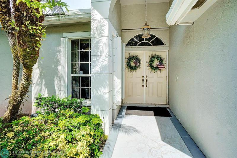  Single Family Homes Photo 3: 4188 NW 67th Ter  Coral Springs,  FL 33067