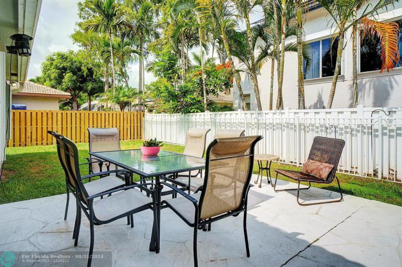  Single Family Homes Photo 33: 4188 NW 67th Ter  Coral Springs,  FL 33067