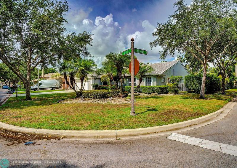  Single Family Homes Photo 41: 4188 NW 67th Ter  Coral Springs,  FL 33067