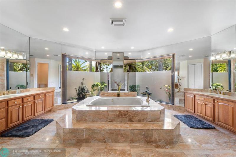  Single Family Homes Photo 28: 7577 NW 50th Ct  Coral Springs,  FL 33067