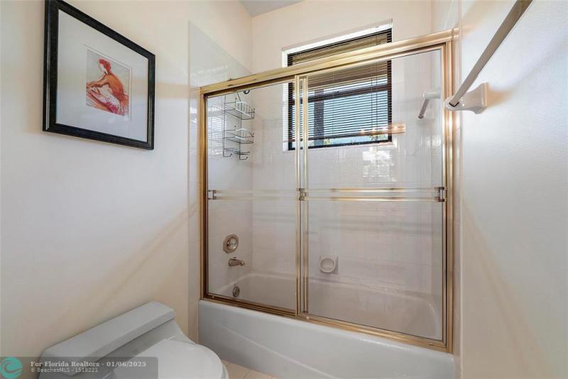  Single Family Homes Photo 44: 7577 NW 50th Ct  Coral Springs,  FL 33067