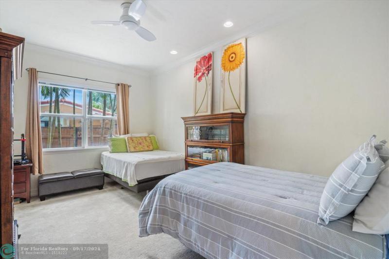  Single Family Homes Photo 27: 253 Tropic Drive  Lauderdale By The Sea,  FL 33308