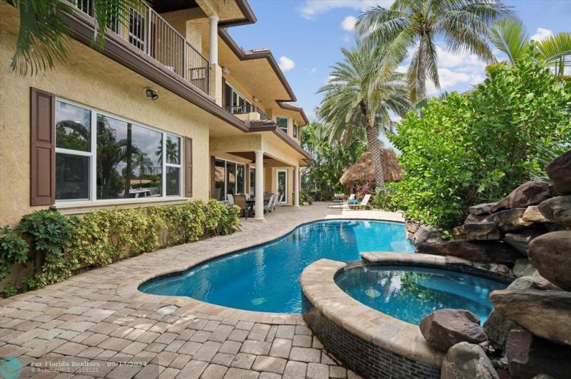  Single Family Homes Photo 34: 253 Tropic Drive  Lauderdale By The Sea,  FL 33308