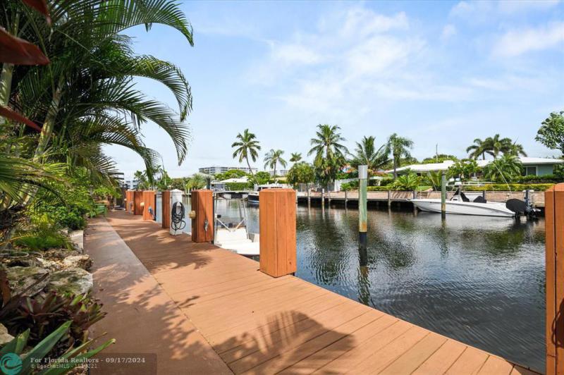  Single Family Homes Photo 38: 253 Tropic Drive  Lauderdale By The Sea,  FL 33308