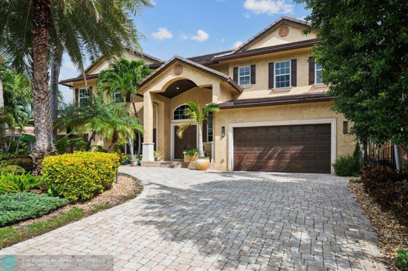  Single Family Homes Photo 42: 253 Tropic Drive  Lauderdale By The Sea,  FL 33308