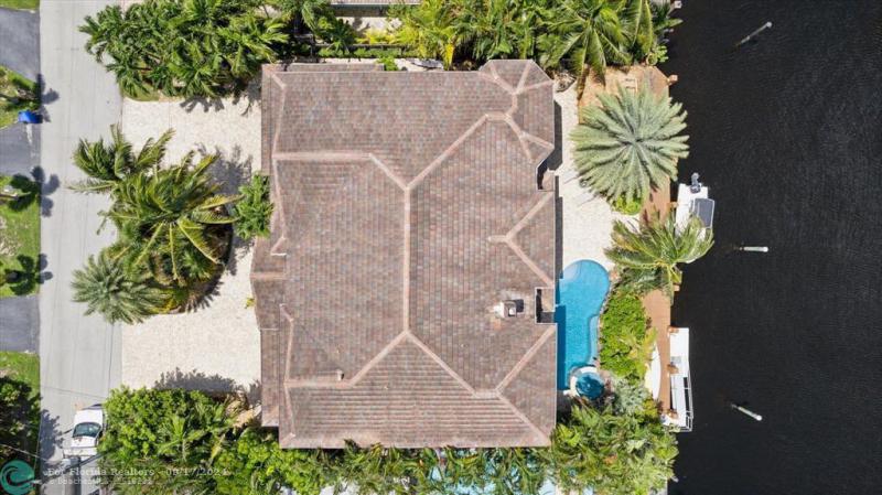  Single Family Homes Photo 44: 253 Tropic Drive  Lauderdale By The Sea,  FL 33308