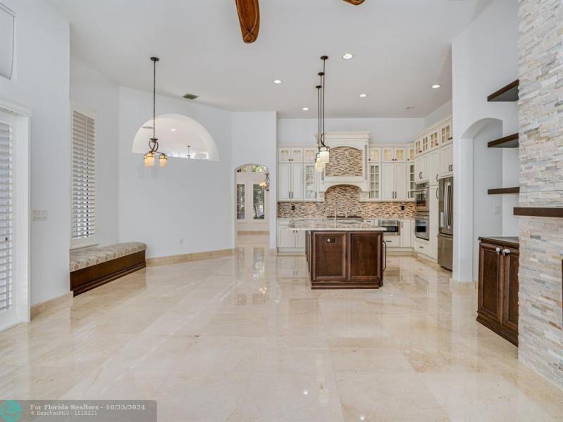  Single Family Homes Photo 17: 1151 NW 137TH AV  Pembroke Pines,  FL 33028