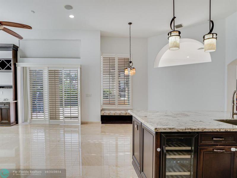  Single Family Homes Photo 19: 1151 NW 137TH AV  Pembroke Pines,  FL 33028