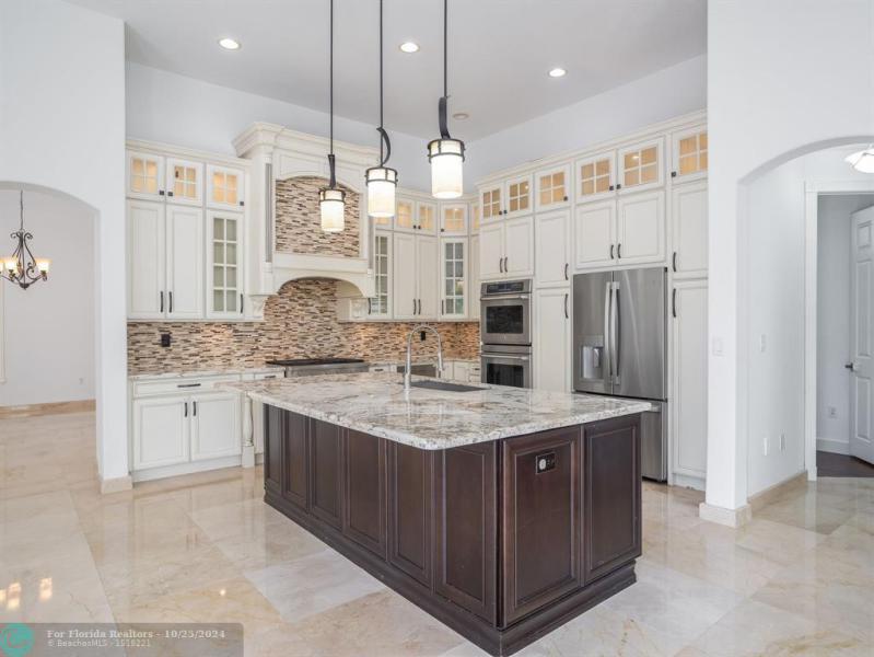  Single Family Homes Photo 20: 1151 NW 137TH AV  Pembroke Pines,  FL 33028