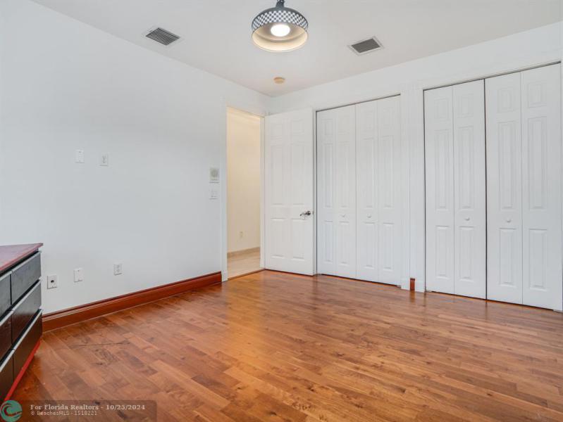  Single Family Homes Photo 34: 1151 NW 137TH AV  Pembroke Pines,  FL 33028