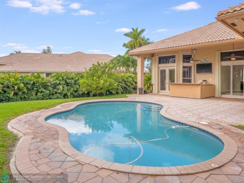  Single Family Homes Photo 46: 1151 NW 137TH AV  Pembroke Pines,  FL 33028