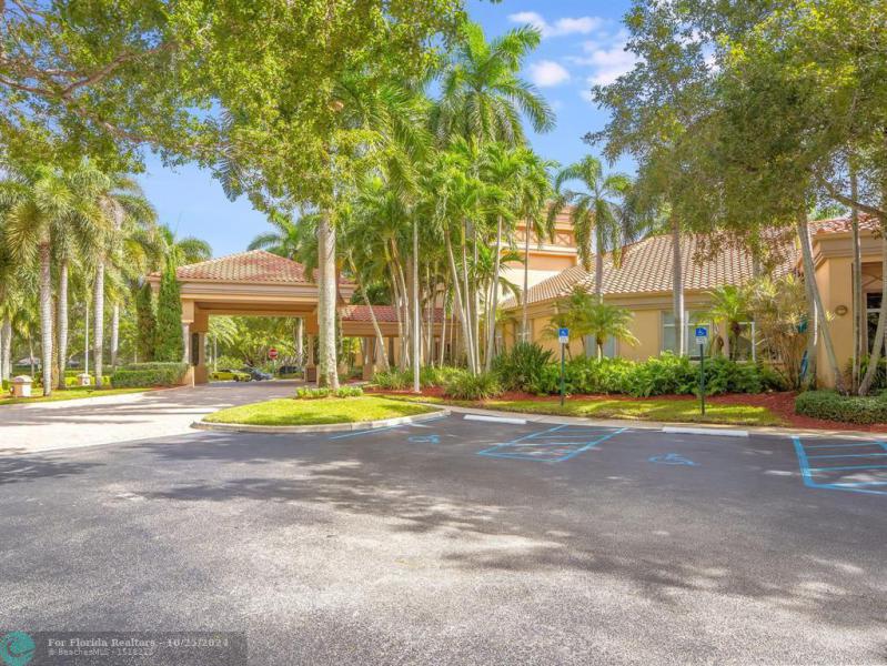  Single Family Homes Photo 47: 1151 NW 137TH AV  Pembroke Pines,  FL 33028