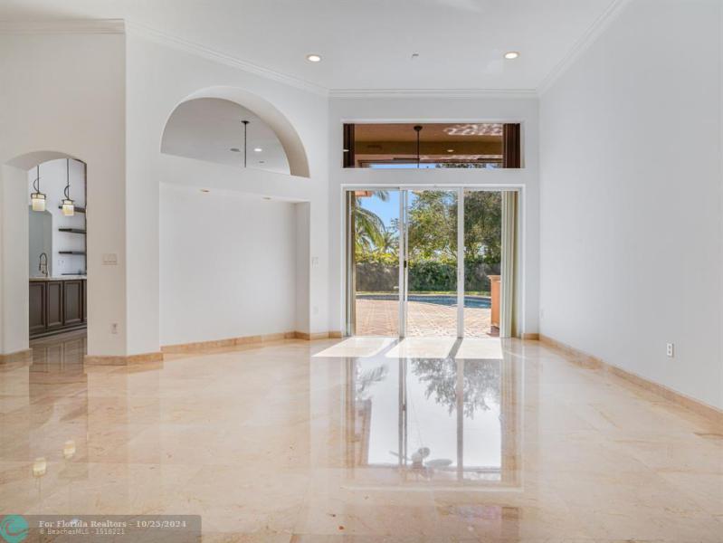  Single Family Homes Photo 6: 1151 NW 137TH AV  Pembroke Pines,  FL 33028