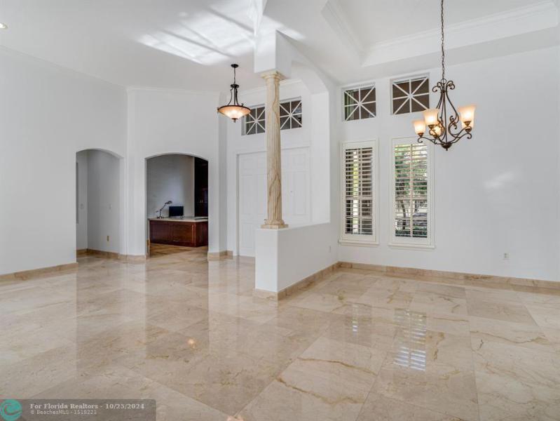  Single Family Homes Photo 9: 1151 NW 137TH AV  Pembroke Pines,  FL 33028