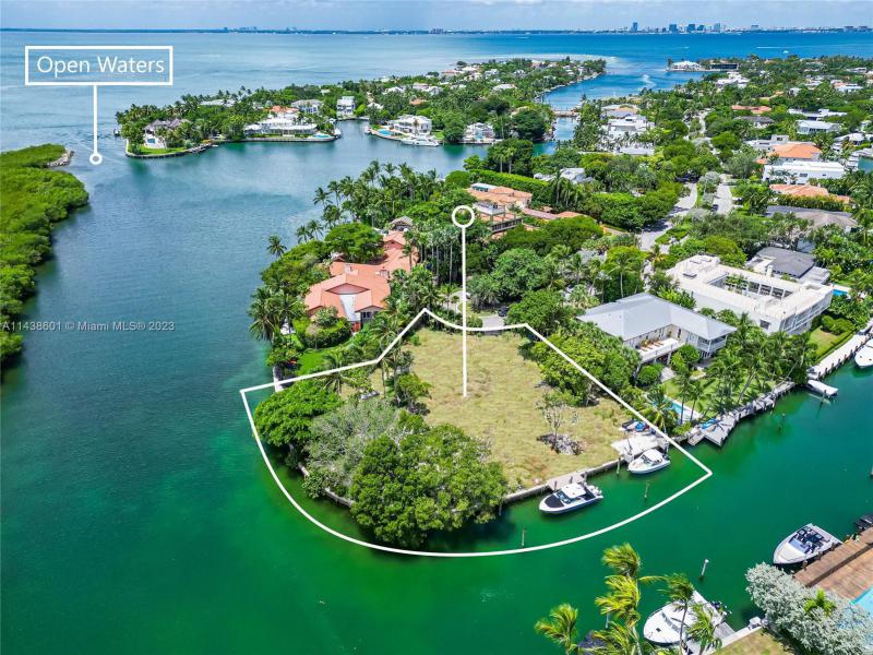First Photo for Home For Sale at 963  Harbor Dr Key Biscayne, FL. 33149