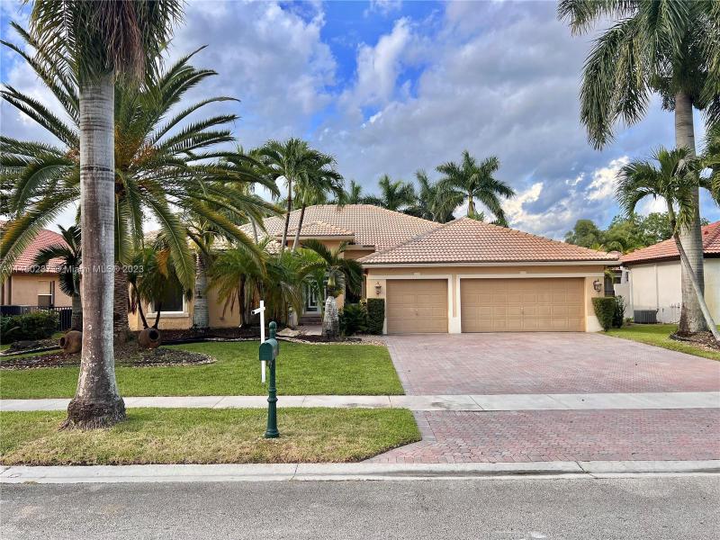  Single Family Homes Photo 11:  Miramar,  FL 33029