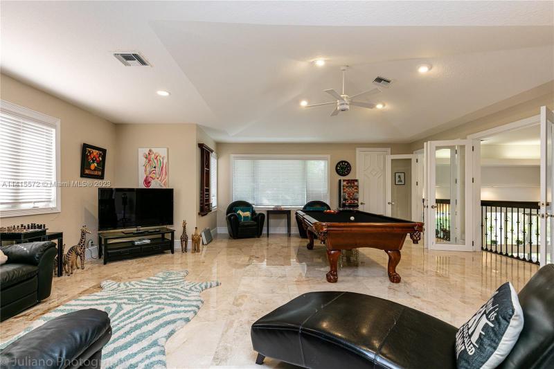  Single Family Homes Photo 18: 1756 NW 126th Dr  Coral Springs,  FL 33071