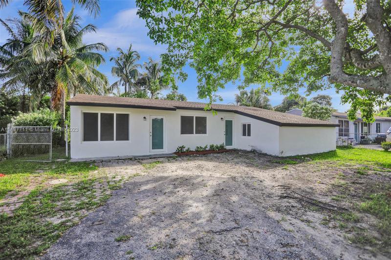 First Photo for Home For Sale at 6861 SW 18th St North Lauderdale, FL. 33068