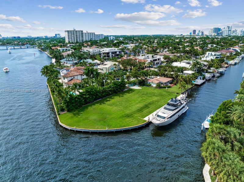 First Photo for Home For Sale at 2721  Sea Island Dr Fort Lauderdale, FL. 33301