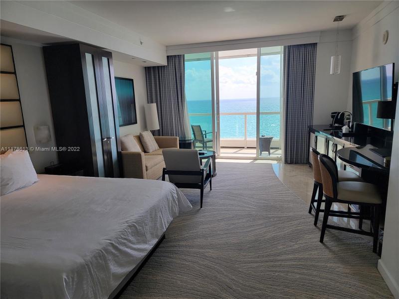 Photos for unit 1712 at FONTAINEBLEAU III OCEAN C