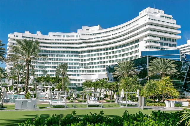Photos for unit 1817 at FONTAINEBLEAU III OCEAN C