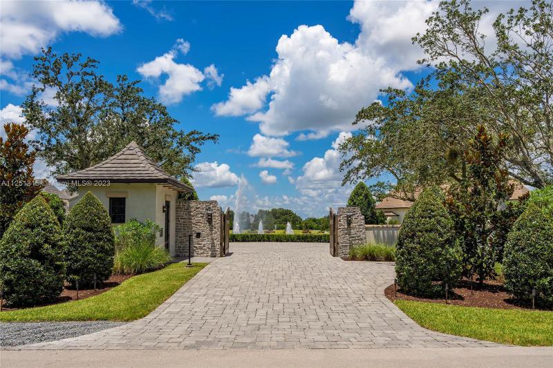  Single Family Homes Photo 41: 13000-13001 Lewin Ln  Southwest Ranches,  FL 33330