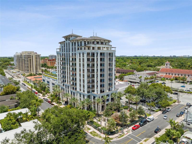 First Photo for Home For Sale at 515 Valencia Ave 303 Coral Gables, FL. 33134
