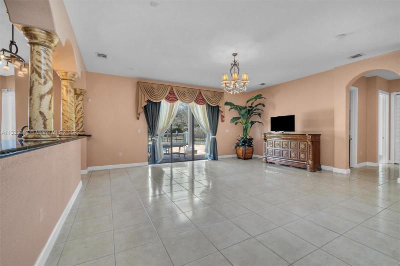  Single Family Homes Photo 31: 19365 SW 78th Pl  Cutler Bay,  FL 33157