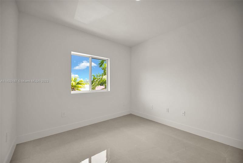  Single Family Homes Photo 44: 5770 SW 9th Ter  West Miami,  FL 33144