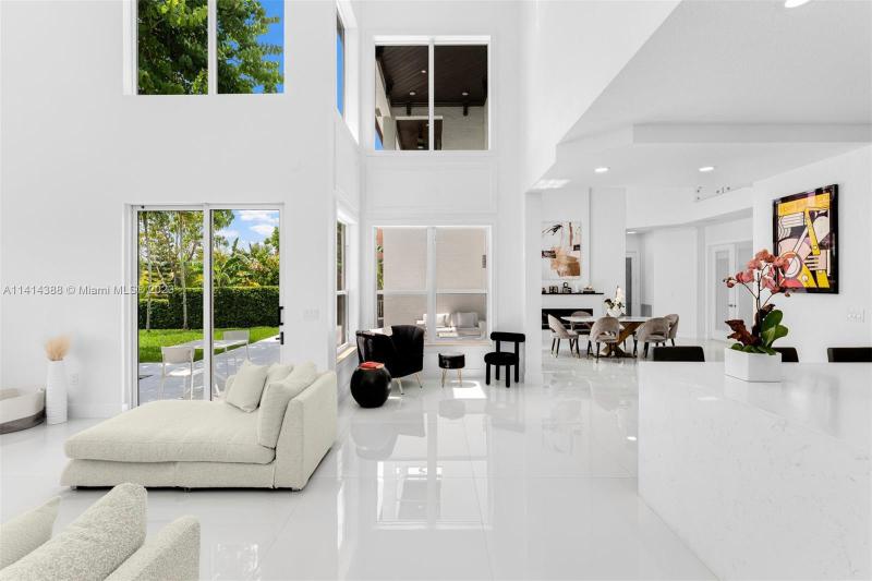  Single Family Homes Photo 27: 5118 SW 195th Terrace  Miramar,  FL 33029