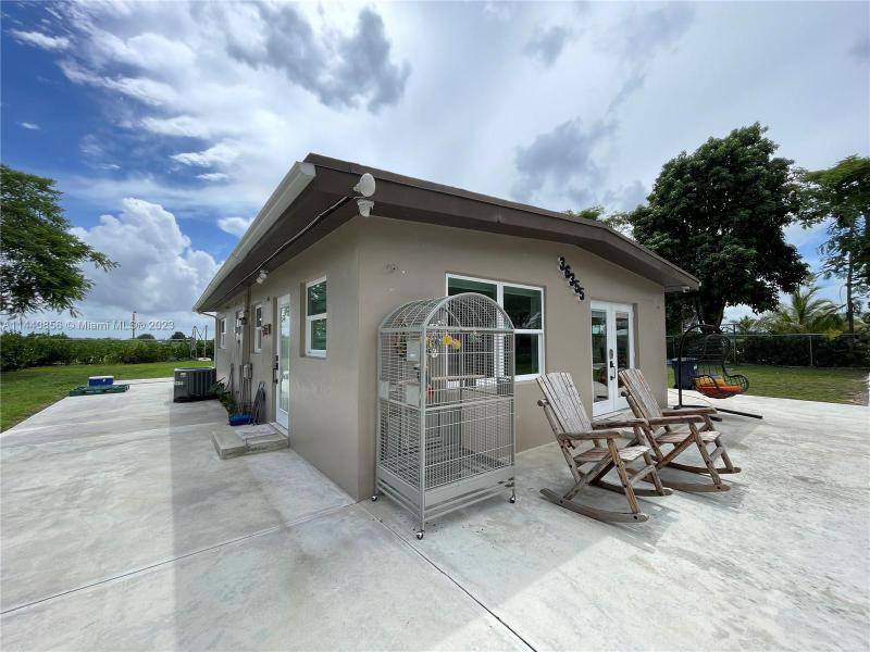  Single Family Homes Photo 6: 36355 SW 192nd Ave  Homestead,  FL 33034