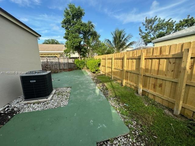  Single Family Homes Photo 21: 22324 SW 99th Ave  Cutler Bay,  FL 33190
