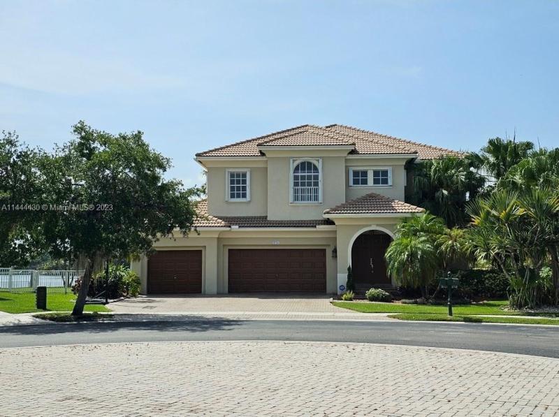 First Photo for Home For Sale at 3731 SW 195th Ave Miramar, FL. 33029