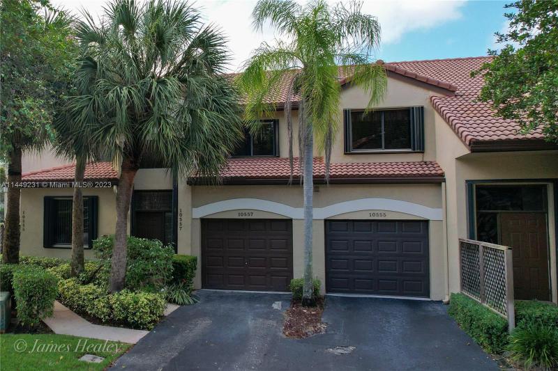 First Photo for Home For Sale at 10557 NW 10th Ct C-140 Plantation, FL. 33322