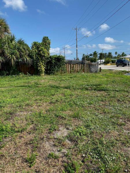  Commercial & Industrial Land Images 