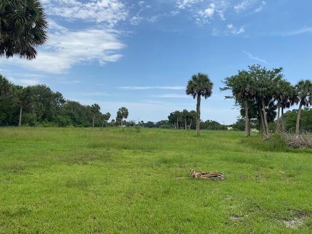  Commercial & Industrial Land Images 