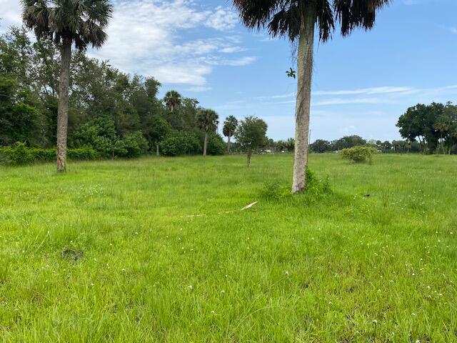  Commercial & Industrial Land Images 