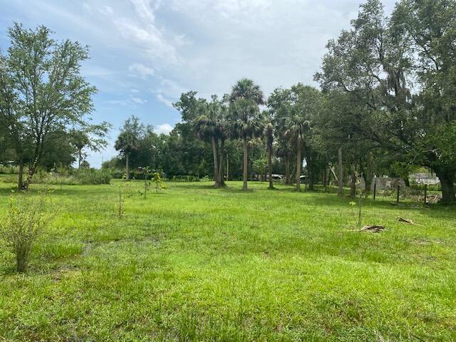  Commercial & Industrial Land Images 